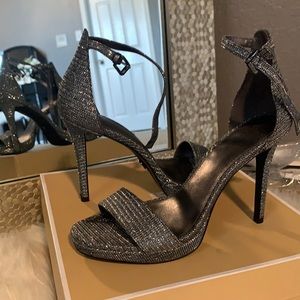 Michael Kors Hutton sandals